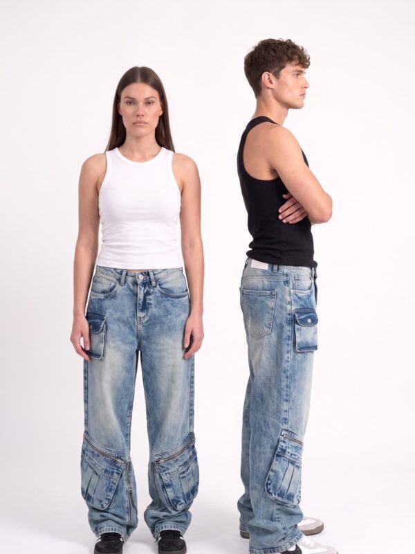 Multi-Pocket zipped Baggy Jeans